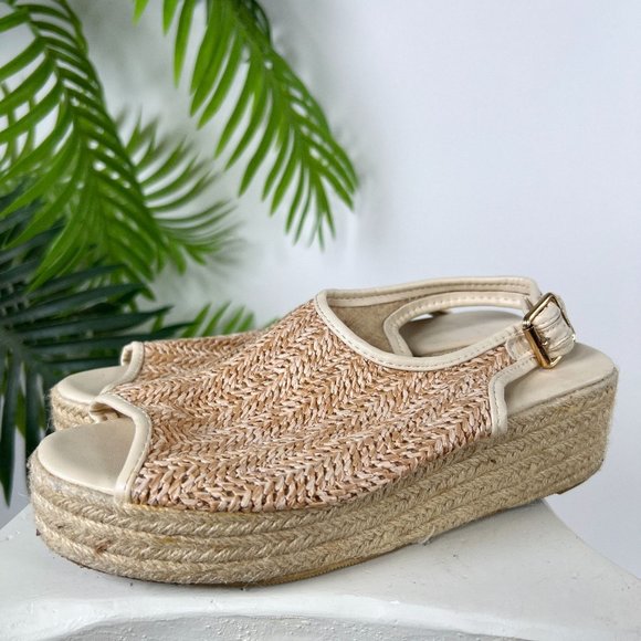 Vintage Beige Woven Boho Beachy Open Toe Chunky Platform Sandals / Size: 7 - Picture 2 of 5